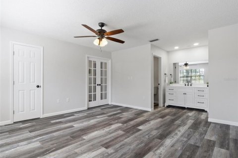 Townhouse in Ocala, Florida 2 bedrooms, 167.22 sq.m. № 2222608 - photo 16