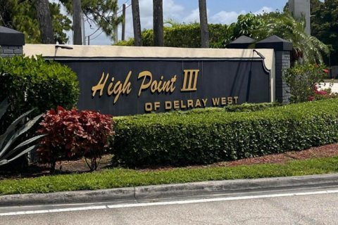 House in Delray Beach, Florida 1 bedroom, 101.45 sq.m. № 1210480 - photo 1