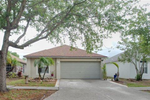 House in Ruskin, Florida 3 bedrooms, 121.05 sq.m. № 2094264