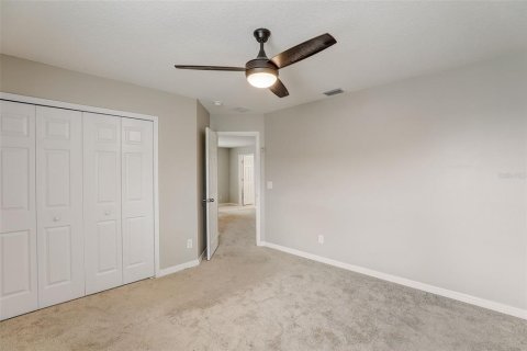 House in Davenport, Florida 5 bedrooms, 202.16 sq.m. № 1535593 - photo 18