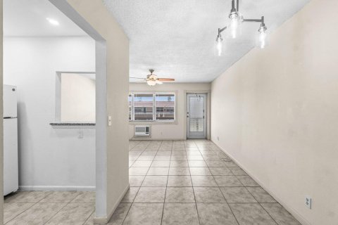 Copropriété à louer à West Palm Beach, Floride: 1 chambre, 59.92 m2 № 2179988 - photo 9