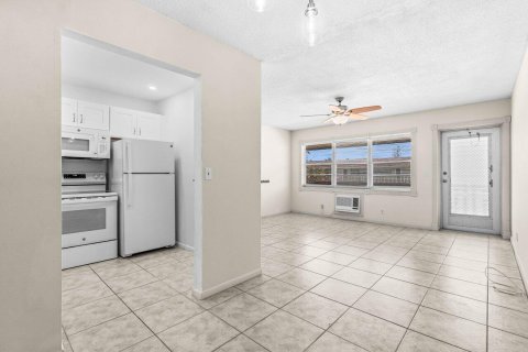 Copropriété à louer à West Palm Beach, Floride: 1 chambre, 59.92 m2 № 2179988 - photo 8