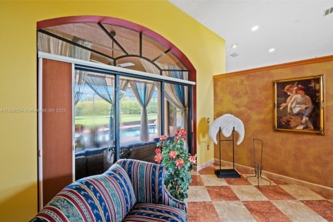 House in Pembroke Pines, Florida 4 bedrooms, 256.41 sq.m. № 1805945 - photo 10