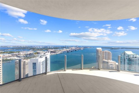 Condominio en venta en Miami, Florida, 4 dormitorios, 313.55 m2 № 2422838 - foto 12