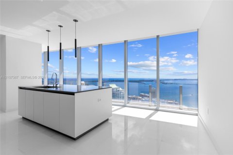 Condominio en venta en Miami, Florida, 4 dormitorios, 313.55 m2 № 2422838 - foto 14