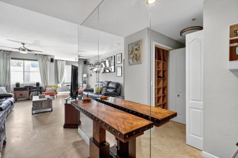 Condominio en venta en Palm Beach Gardens, Florida, 2 dormitorios, 124.95 m2 № 2081867 - foto 2