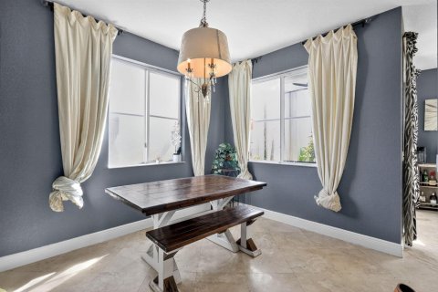 Condominio en venta en Palm Beach Gardens, Florida, 2 dormitorios, 124.95 m2 № 2081867 - foto 9