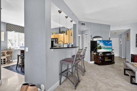 Condominio en venta en Palm Beach Gardens, Florida, 2 dormitorios, 124.95 m2 № 2081867 - foto 7