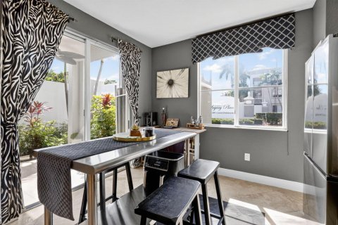 Condominio en venta en Palm Beach Gardens, Florida, 2 dormitorios, 124.95 m2 № 2081867 - foto 13