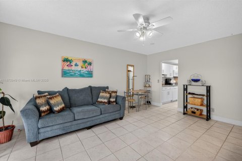 Condo in Fort Lauderdale, Florida, 1 bedroom  № 1925213 - photo 6