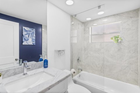 Купить кондоминиум в Делрей-Бич, Флорида 5 комнат, 81.75м2, № 2246189 - фото 15