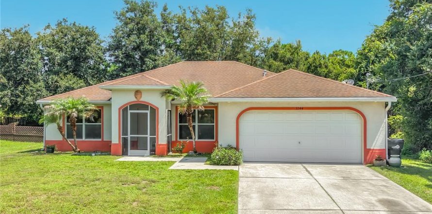Villa ou maison à North Port, Floride 3 chambres, 182.46 m2 № 2238028