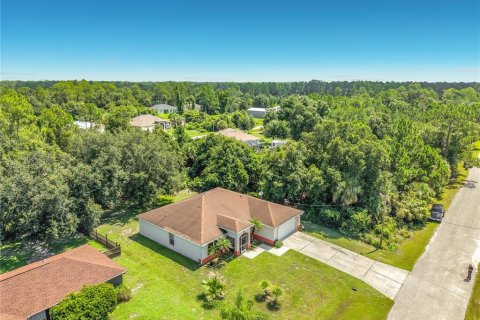 Villa ou maison à vendre à North Port, Floride: 3 chambres, 182.46 m2 № 2238028 - photo 4