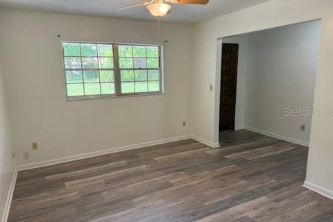 House in Ocala, Florida 3 bedrooms, 145.67 sq.m. № 1801621 - photo 2