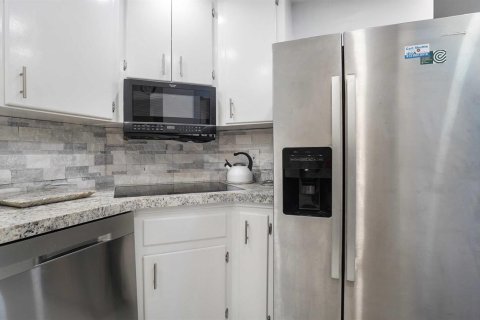Copropriété à vendre à Fort Lauderdale, Floride: 1 chambre, 68.75 m2 № 2181874 - photo 11