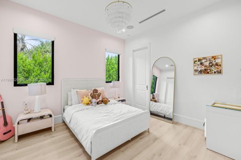 Casa en venta en Palmetto Bay, Florida, 6 dormitorios, 452.62 m2 № 2051560 - foto 20