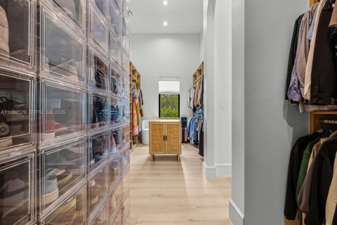 Casa en venta en Palmetto Bay, Florida, 6 dormitorios, 452.62 m2 № 2051560 - foto 17