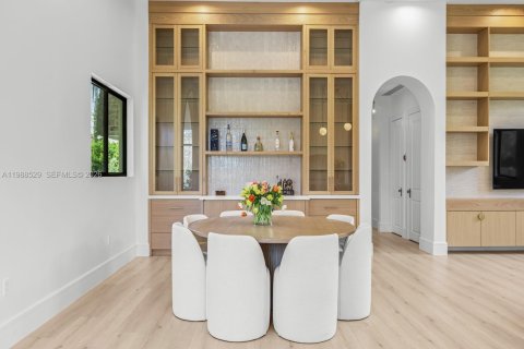Casa en venta en Palmetto Bay, Florida, 6 dormitorios, 452.62 m2 № 2051560 - foto 8