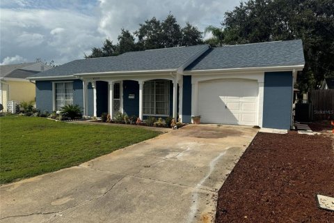 Villa ou maison à New Port Richey, Floride 2 chambres, 99.22 m2 № 2098310