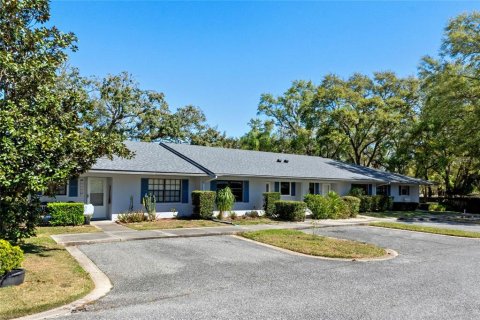 Touwnhouse à vendre à Eustis, Floride: 2 chambres, 94.48 m2 № 1734548 - photo 3