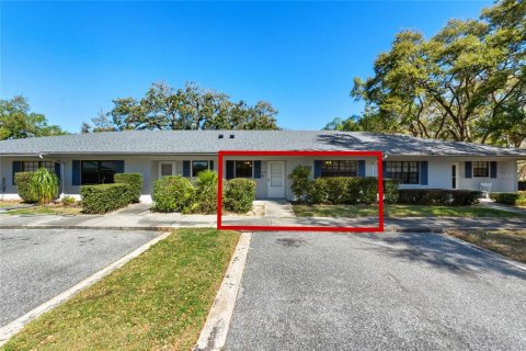 Touwnhouse à vendre à Eustis, Floride: 2 chambres, 94.48 m2 № 1734548 - photo 2