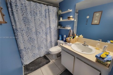 Copropriété à vendre à Miami, Floride: 2 chambres, 76.83 m2 № 2003946 - photo 18