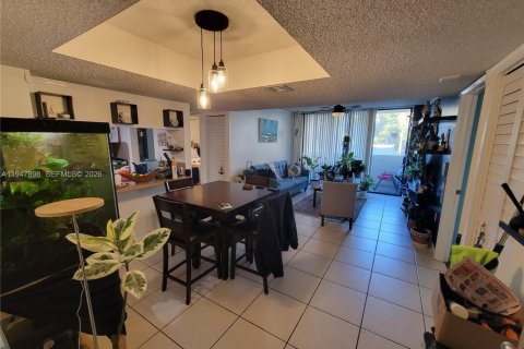 Copropriété à vendre à Miami, Floride: 2 chambres, 76.83 m2 № 2003946 - photo 5