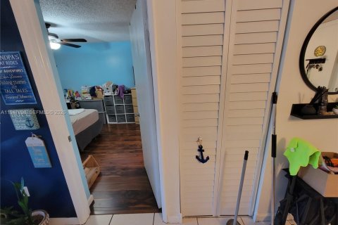 Copropriété à vendre à Miami, Floride: 2 chambres, 76.83 m2 № 2003946 - photo 19