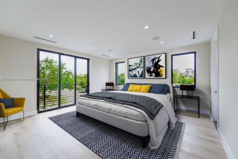 Adosado en alquiler en Fort Lauderdale, Florida, 4 dormitorios, 244.61 m2 № 1772595 - foto 10