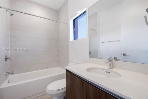Condo in Fort Lauderdale, Florida, 2 bedrooms № 2176380 - photo 20