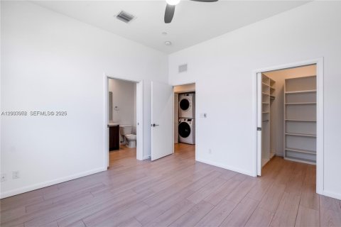 Condo in Fort Lauderdale, Florida, 2 bedrooms № 2176380 - photo 14