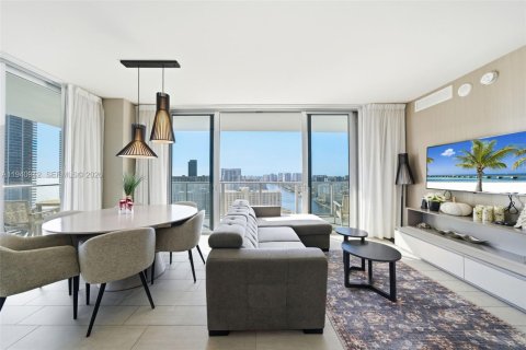 Condominio en venta en Hollywood, Florida, 2 dormitorios, 98.48 m2 № 2020855 - foto 6