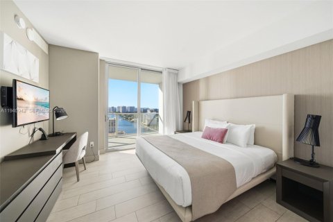 Condominio en venta en Hollywood, Florida, 2 dormitorios, 98.48 m2 № 2020855 - foto 10