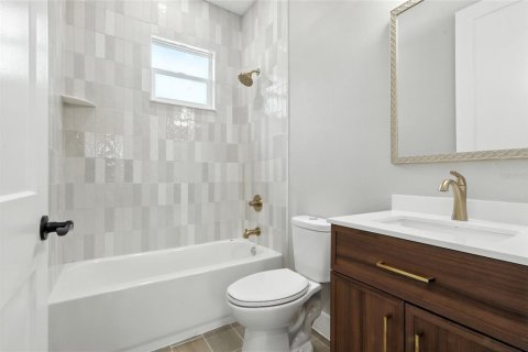 Villa ou maison à louer à Tampa, Floride: 3 chambres, 139.35 m2 № 1853545 - photo 9
