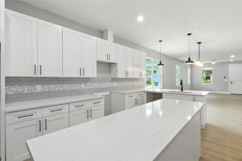 Villa ou maison à louer à Tampa, Floride: 3 chambres, 139.35 m2 № 1853545 - photo 7