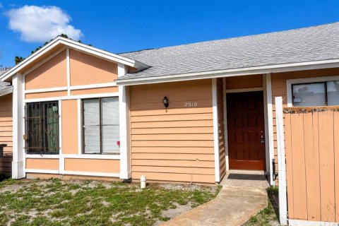 Adosado en alquiler en Orlando, Florida, 2 dormitorios, 90.95 m2 № 2258704 - foto 2