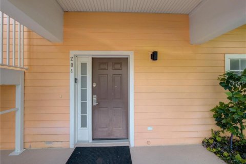 Condominio en Davenport, Florida, 2 dormitorios  № 2108002