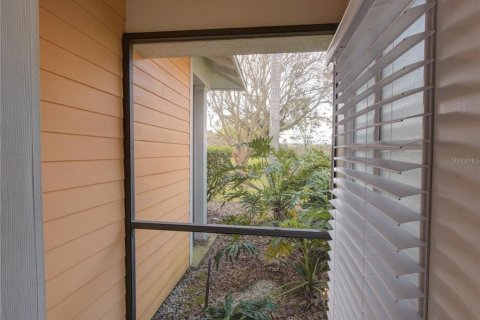 Condo in Davenport, Florida, 2 bedrooms № 2108002 - photo 3
