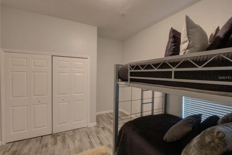 Condo in Davenport, Florida, 2 bedrooms № 2108002 - photo 16