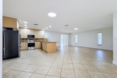 Casa en venta en Bradenton, Florida, 3 dormitorios, 168.52 m2 № 2237385 - foto 5