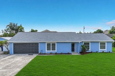 House in Bradenton, Florida 3 bedrooms, 168.52 sq.m. № 2237385