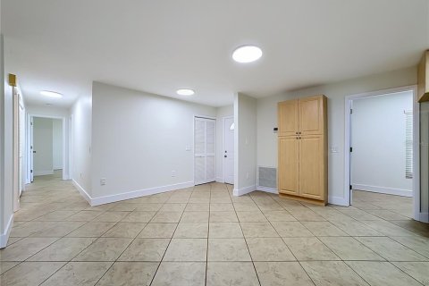 Casa en venta en Bradenton, Florida, 3 dormitorios, 168.52 m2 № 2237385 - foto 3