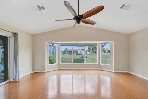 Casa en alquiler en Rotonda, Florida, 3 dormitorios, 192.12 m2 № 1648383 - foto 9