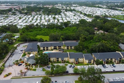 Condo in Largo, Florida, 3 bedrooms  № 1810823 - photo 8
