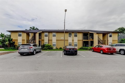 Condo in Largo, Florida, 3 bedrooms  № 1810823 - photo 22