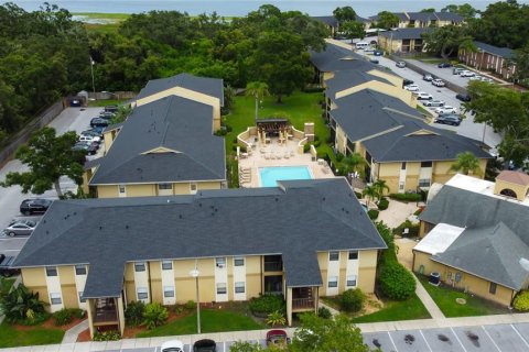 Condo in Largo, Florida, 3 bedrooms  № 1810823 - photo 4
