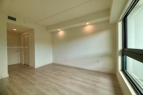 Снять в аренду квартиру в Майами, Флорида 2 спальни, 94.48м2, № 1971293 - фото 20