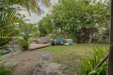 Casa en alquiler en Dania Beach, Florida, 3 dormitorios, 218.32 m2 № 1949221 - foto 8