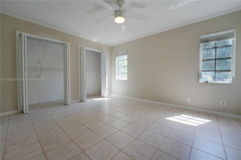 Casa en alquiler en Dania Beach, Florida, 3 dormitorios, 218.32 m2 № 1949221 - foto 26