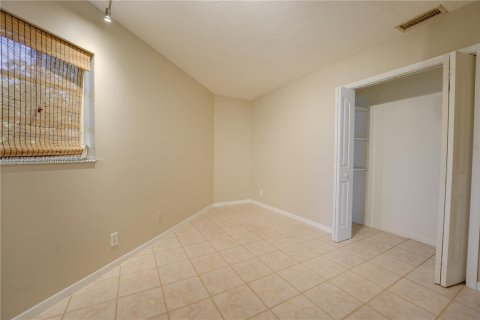 Casa en alquiler en Dania Beach, Florida, 3 dormitorios, 218.32 m2 № 1949221 - foto 19
